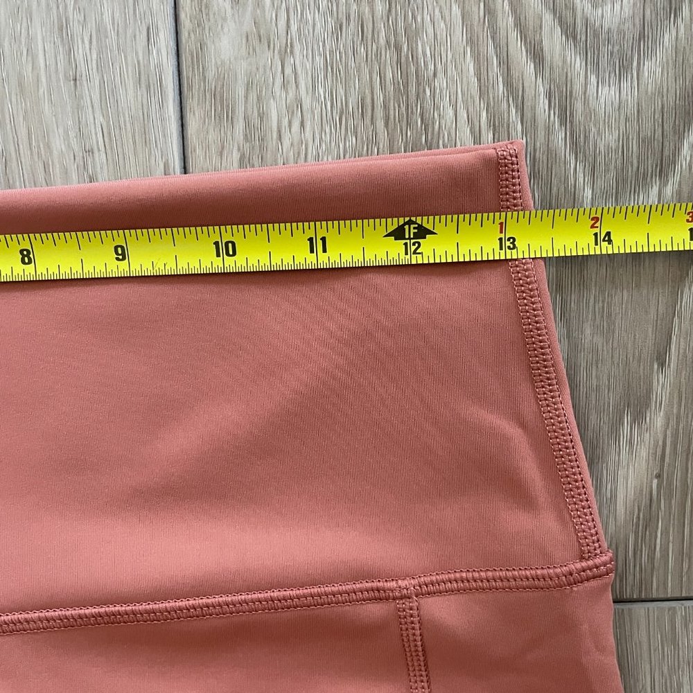 aerie | Offline by aerie Scalloped Peach Leggings - Picture 7 of 9